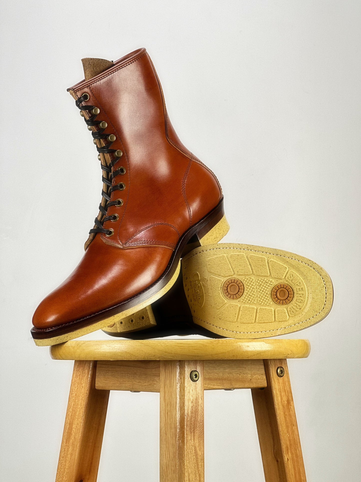 A-1809-Stringer Boots 9 Eyelets - Hand Dyed Red Brown Horsebutt TPR