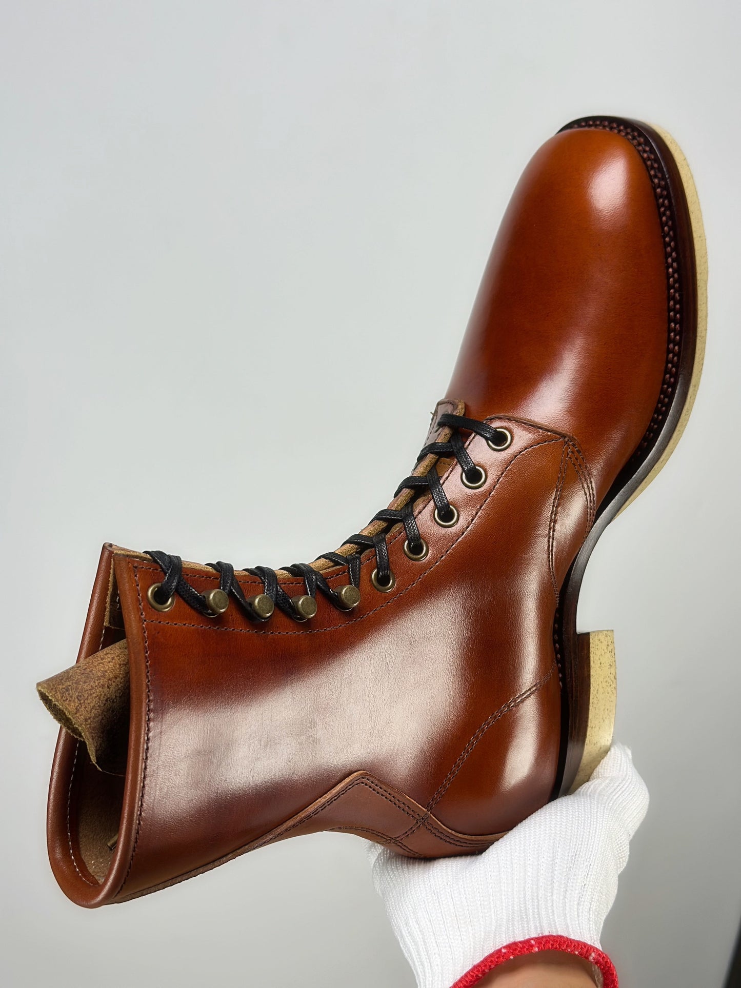 A-1809-Stringer Boots 9 Eyelets - Hand Dyed Red Brown Horsebutt TPR