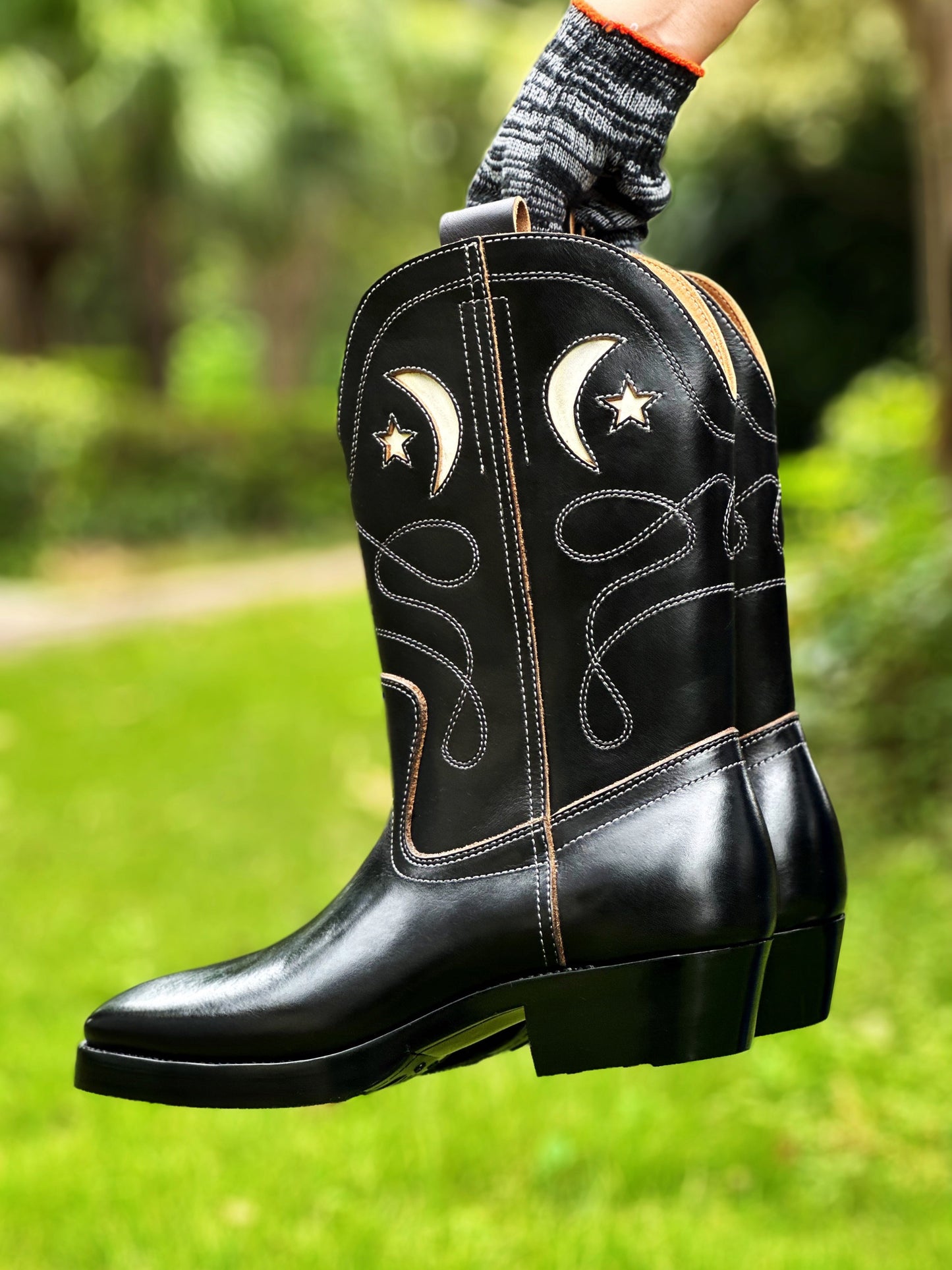 Moon&Star CowBoy Boots -Black Full grain teacore cowhide