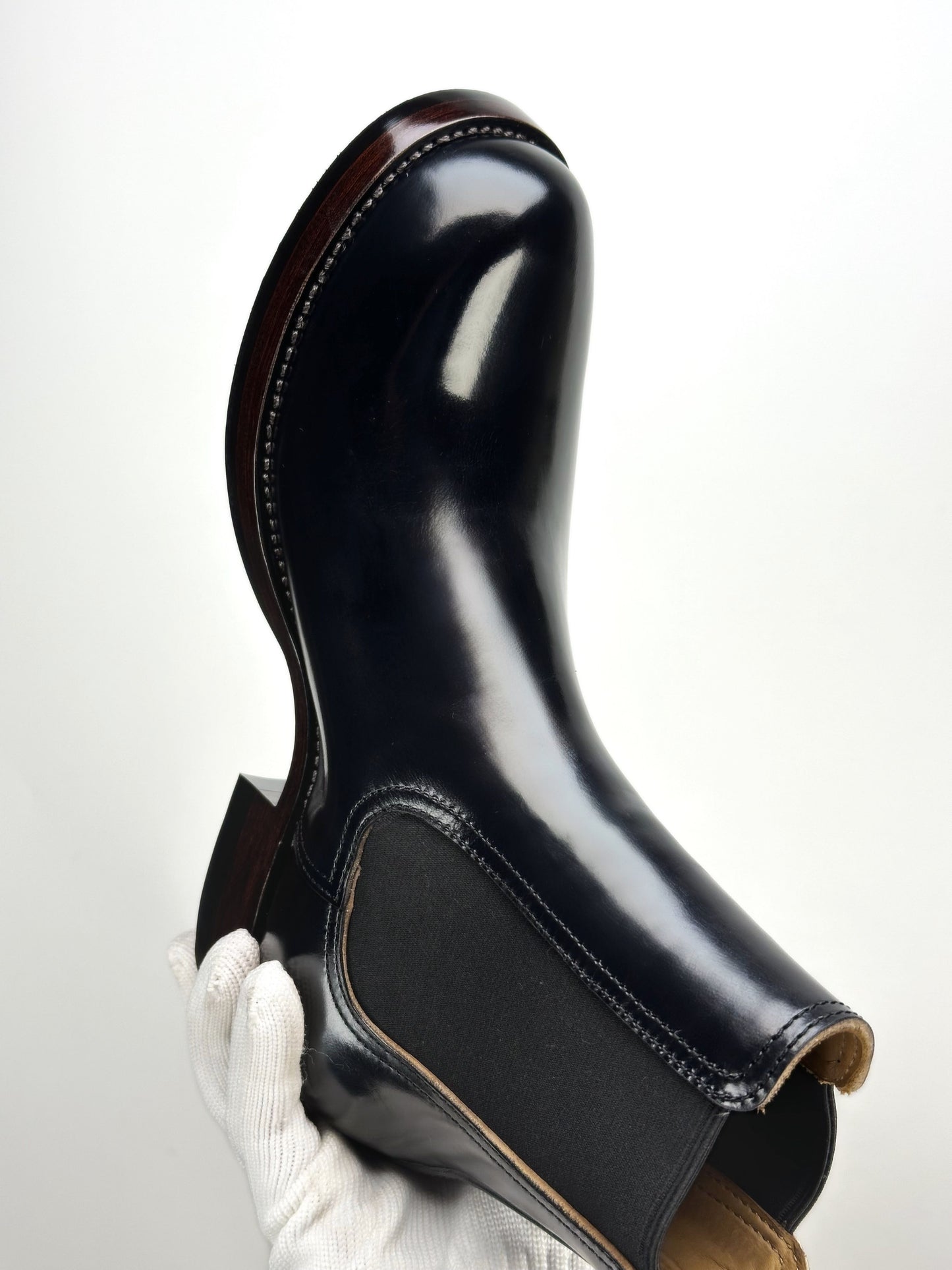 C-2957-Chelsea boots MTO- Black Maryam Horsebutt oiled and waxy with hand painting-V6 Last