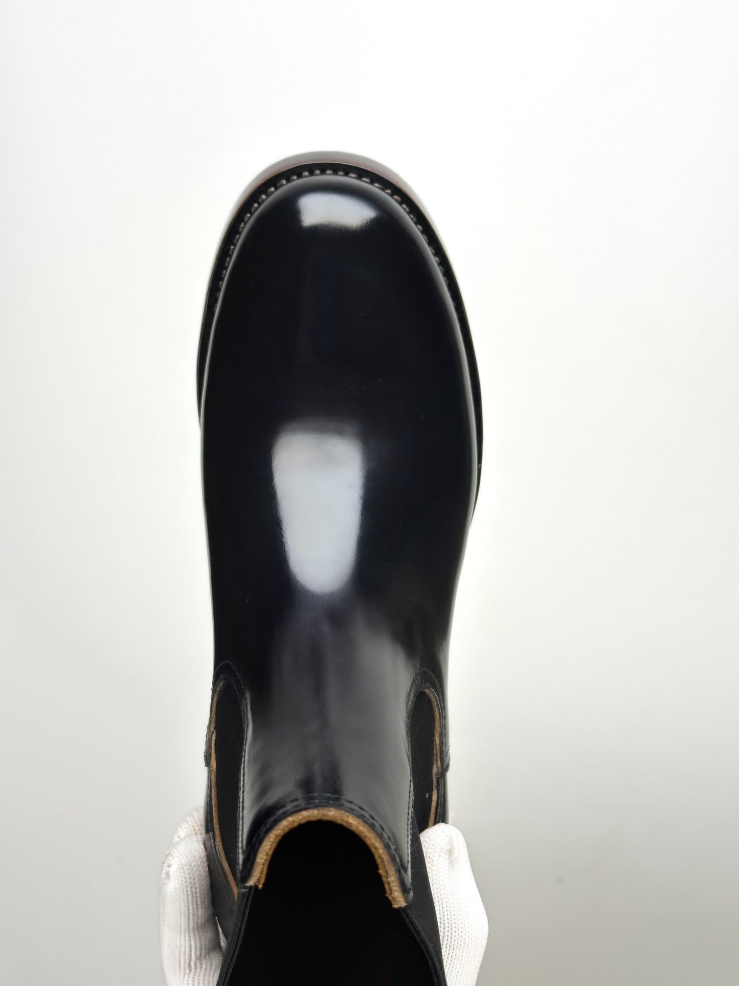 C-2957-Chelsea boots MTO- Black Maryam Horsebutt oiled and waxy with hand painting-V6 Last